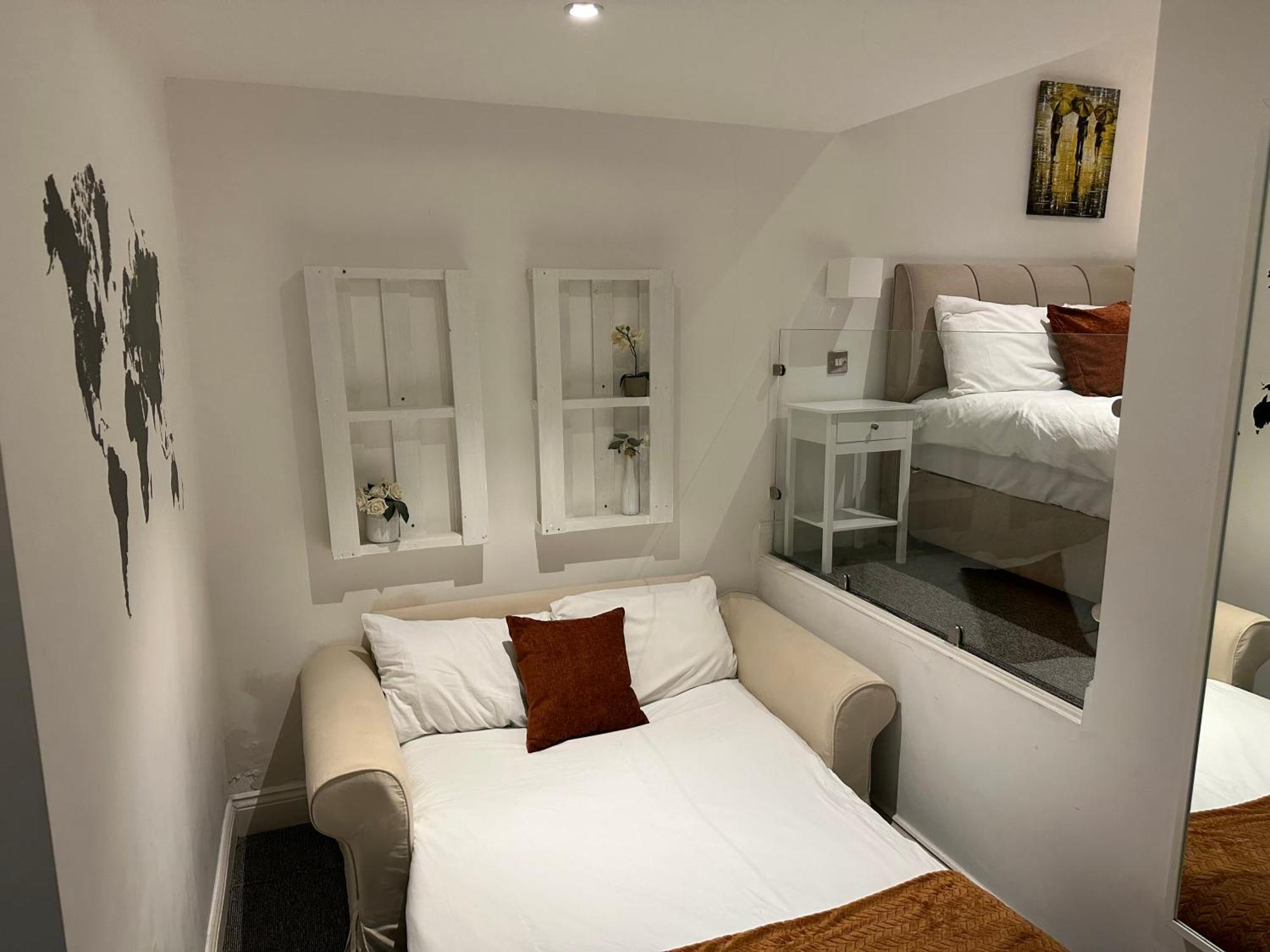 London Regent Studio Apartments Exterior photo